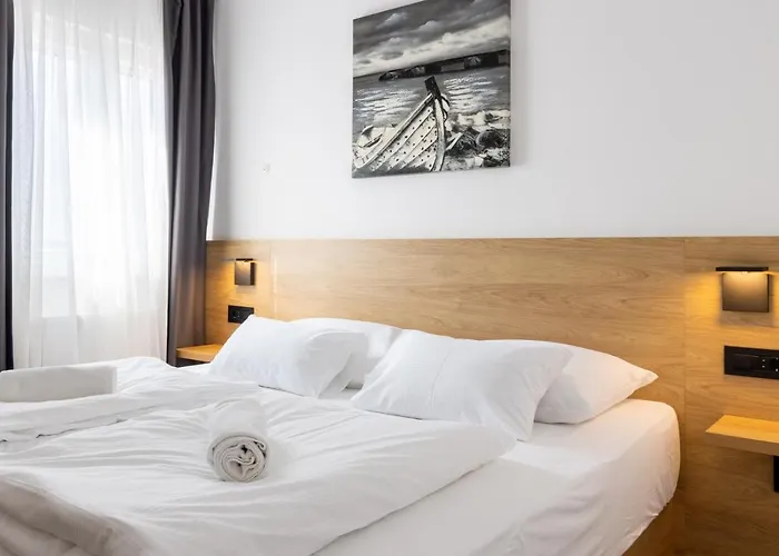 & Stella Adriatica *