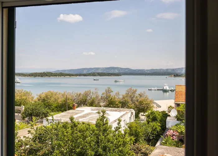 & Stella Adriatica Murter